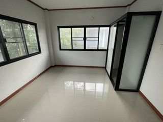 Haus zum Kauf mit 1 Zimmer in Wang Thong, Phitsanulok
