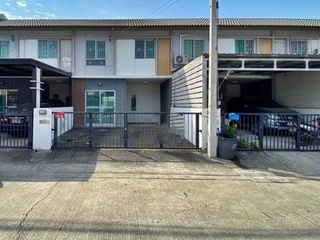 Reihenhaus zum Kauf mit 1 Zimmer in Bang Pa-in, Phra Nakhon Si Ayutthaya