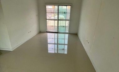 À vendre 1 chambre maison de ville à Bang Pa-in, Phra Nakhon Si Ayutthaya