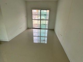Reihenhaus zum Kauf mit 1 Zimmer in Bang Pa-in, Phra Nakhon Si Ayutthaya