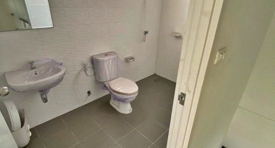 À vendre 1 chambre maison de ville à Bang Pa-in, Phra Nakhon Si Ayutthaya