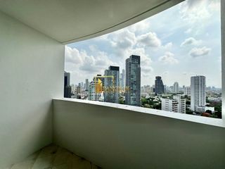 À louer 3 chambres condo à Watthana, Bangkok