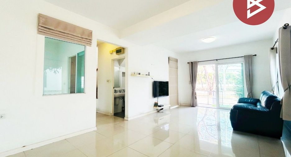 Casa en venta de 3 habitaciones en Phra Samut Chedi, Samut Prakan