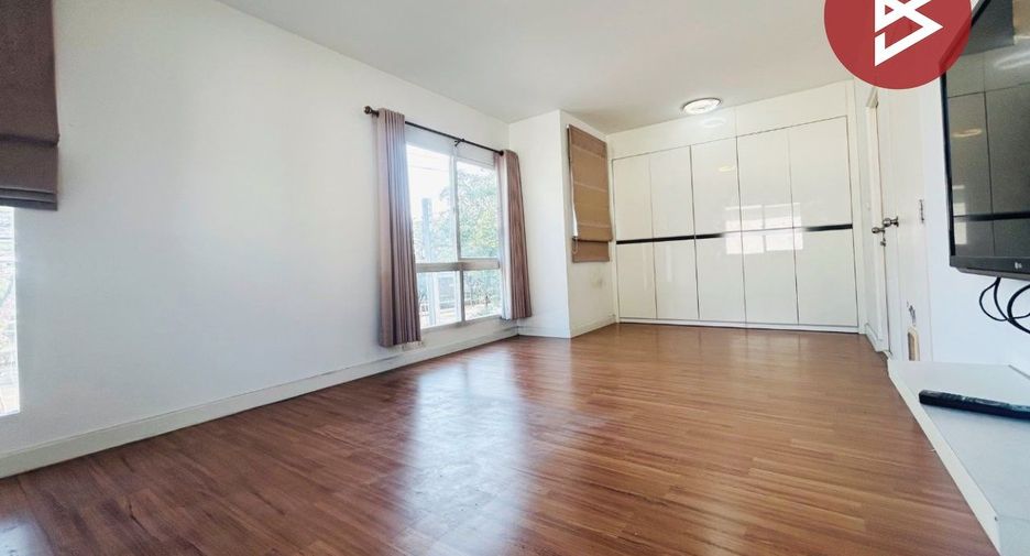 Casa en venta de 3 habitaciones en Phra Samut Chedi, Samut Prakan