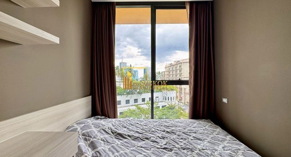 For rent 2 bedrooms condo in Khlong Toei, Bangkok