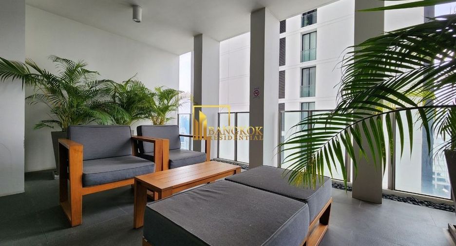 À louer 2 chambres condo à Pathum Wan, Bangkok