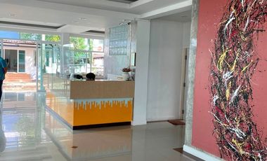 Hotel en venta de 69 habitaciones en Mueang Chiang Mai, Chiang Mai