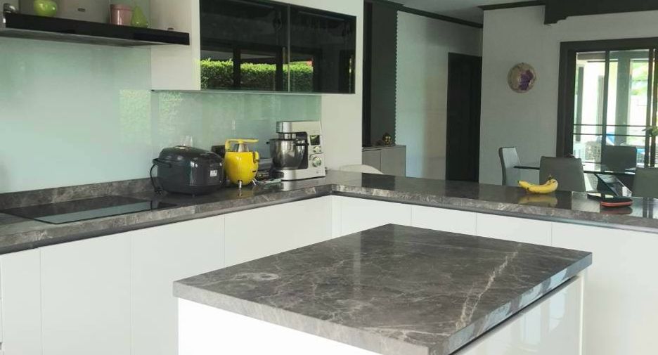 For rent 3 ベッドルーム villa in Huay Yai, Pattaya