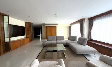 ให้เช่า 3 ห้องนอน คอนโด ใน วัฒนา, กรุงเทพฯ