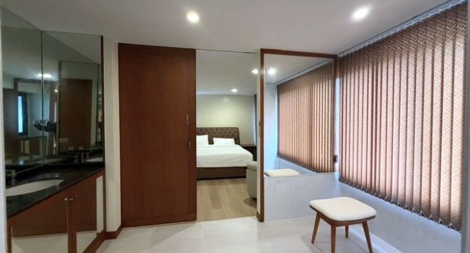 ให้เช่า 3 ห้องนอน คอนโด ใน วัฒนา, กรุงเทพฯ