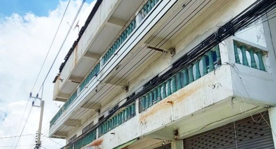Продажа 10 спальни торговое помещение в Mueang Samut Prakan, Самутпракан
