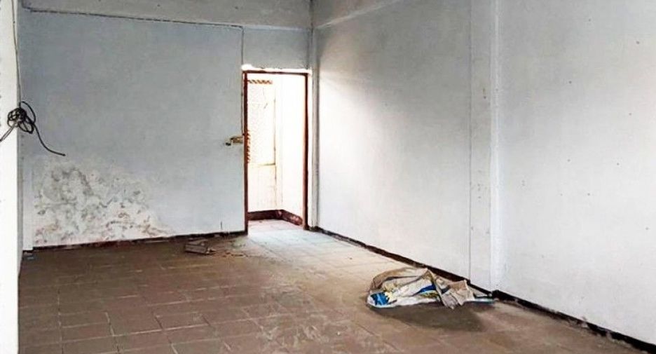 Продажа 10 спальни торговое помещение в Mueang Samut Prakan, Самутпракан