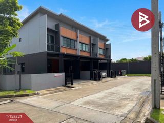 À vendre 4 chambres maison de ville à Bang Kruai, Nonthaburi