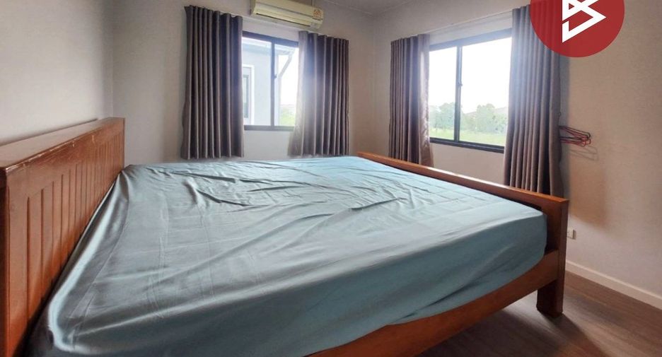 À vendre 4 chambres maison de ville à Bang Kruai, Nonthaburi
