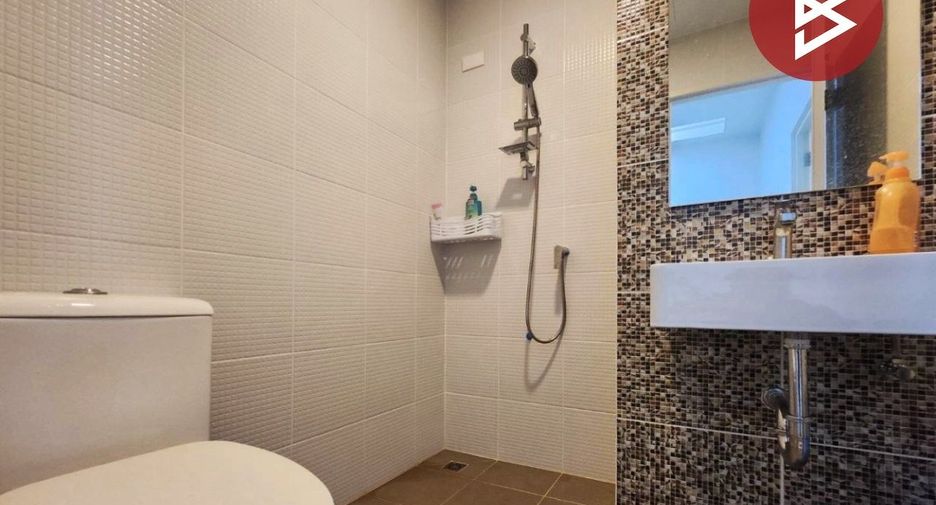 À vendre 4 chambres maison de ville à Bang Kruai, Nonthaburi