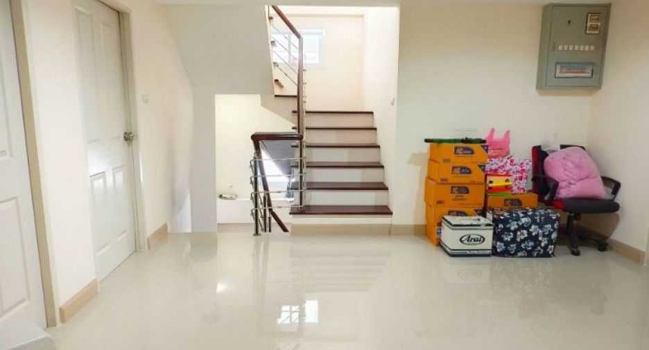 Casa en venta de 4 habitaciones en Phasi Charoen, Bangkok