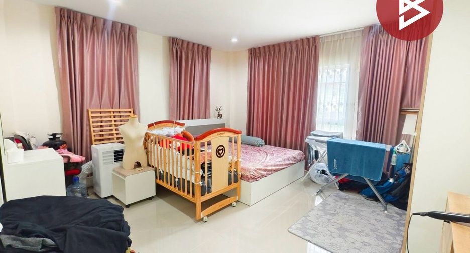 Casa en venta de 4 habitaciones en Phasi Charoen, Bangkok