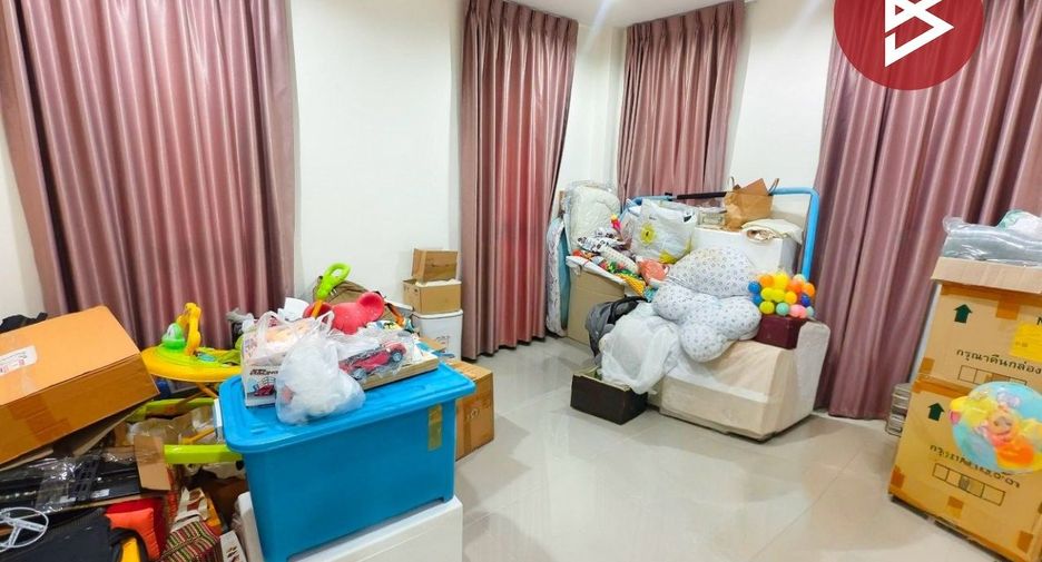 Casa en venta de 4 habitaciones en Phasi Charoen, Bangkok