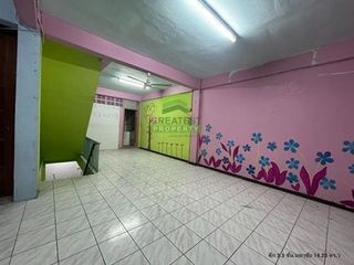 Gewerbefläche zum Kauf mit 1 Zimmer in Mueang Samut Sakhon, Samut Sakhon