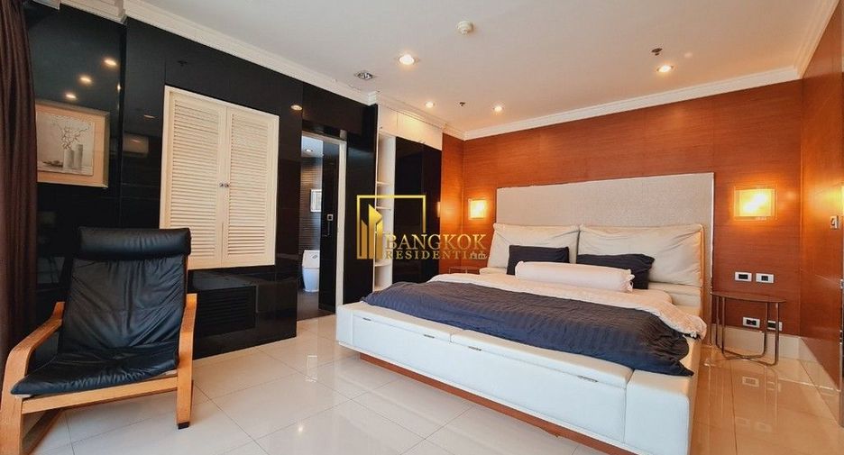 À louer 2 chambres condo à Watthana, Bangkok