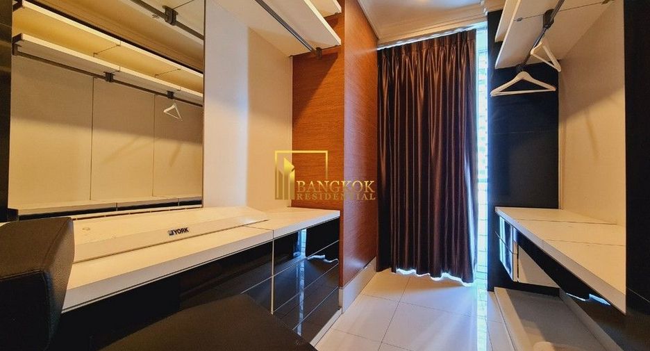 À louer 2 chambres condo à Watthana, Bangkok