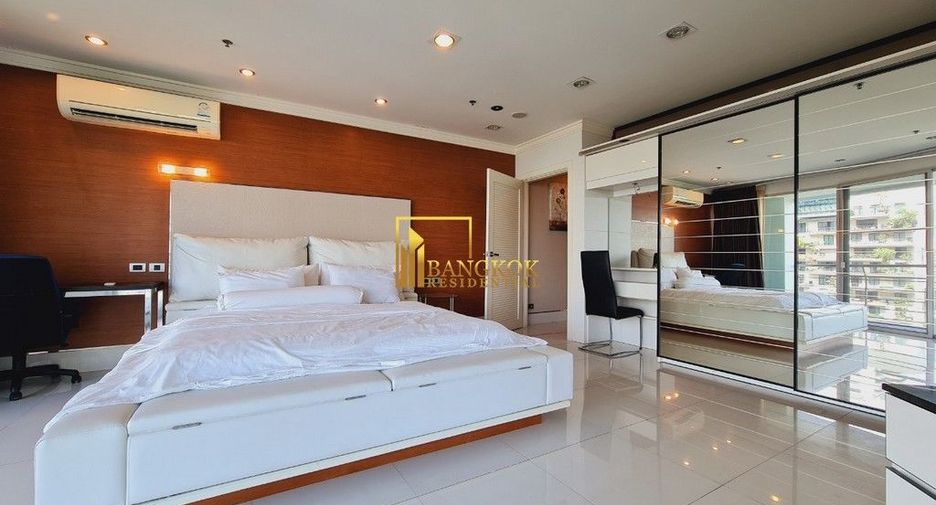 À louer 2 chambres condo à Watthana, Bangkok