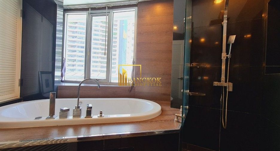 À louer 2 chambres condo à Watthana, Bangkok