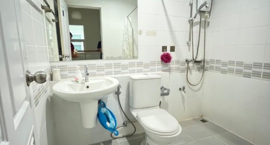 For sale 3 bedrooms house in Khan Na Yao, Bangkok
