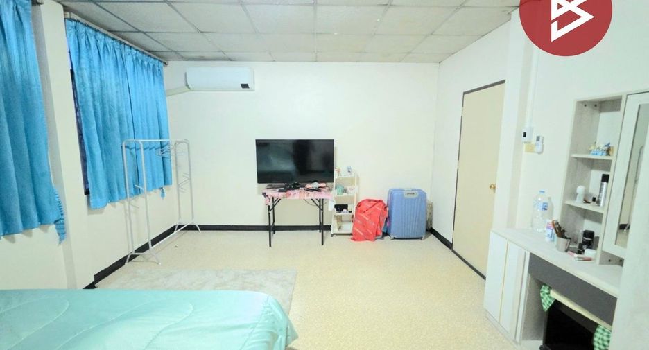 For sale 2 bedrooms townhouse in Mueang Chon Buri, Chonburi