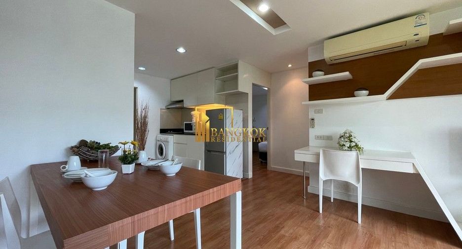 For rent 2 bedrooms apartment in Khlong Toei, Bangkok