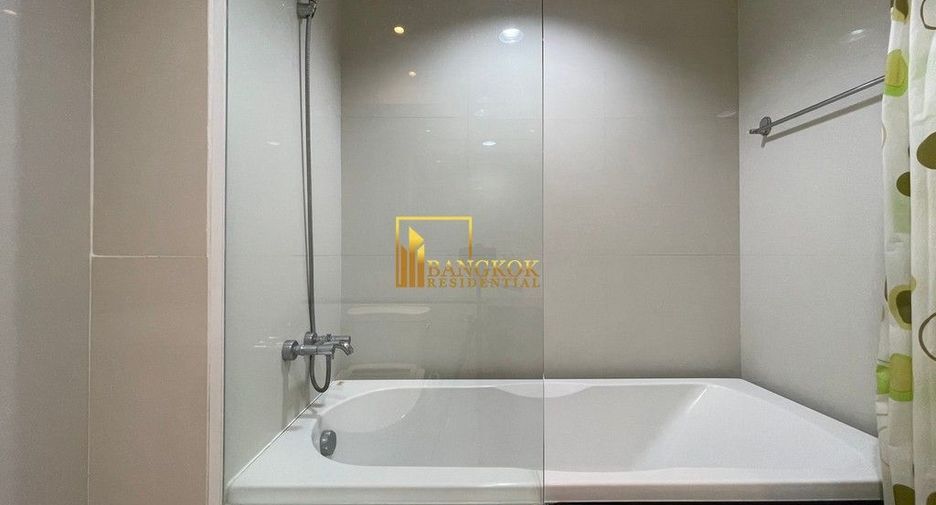 For rent 2 bedrooms apartment in Khlong Toei, Bangkok