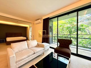 For rent 1 bed condo in Khlong Toei, Bangkok