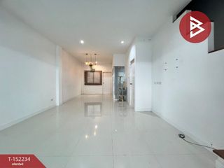 Casa adosada en venta de 4 habitaciones en Mueang Chon Buri, Chonburi