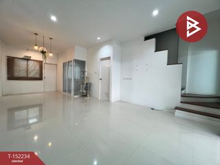 Casa adosada en venta de 4 habitaciones en Mueang Chon Buri, Chonburi