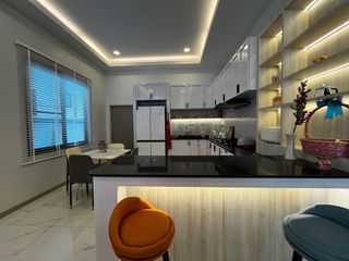 À louer 3 chambres maison à Mueang Krabi, Krabi