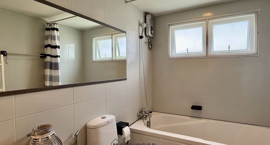 Condo en venta de 3 habitaciones en Watthana, Bangkok