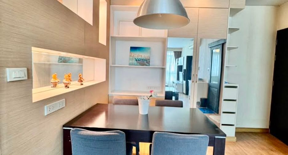 For rent 2 bedrooms condo in Si Racha, Chonburi