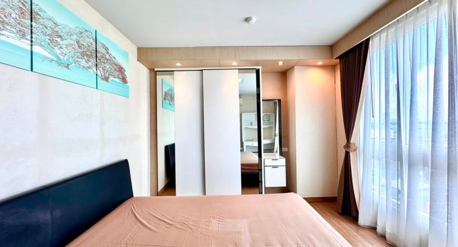 For rent 2 bedrooms condo in Si Racha, Chonburi