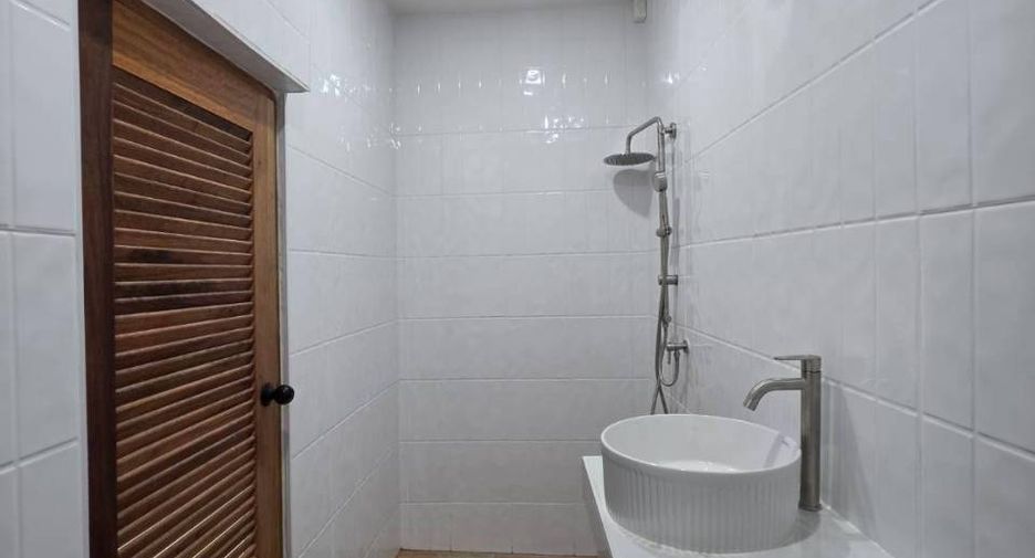 Casa adosada en venta de 3 habitaciones en Mueang Phuket, Phuket