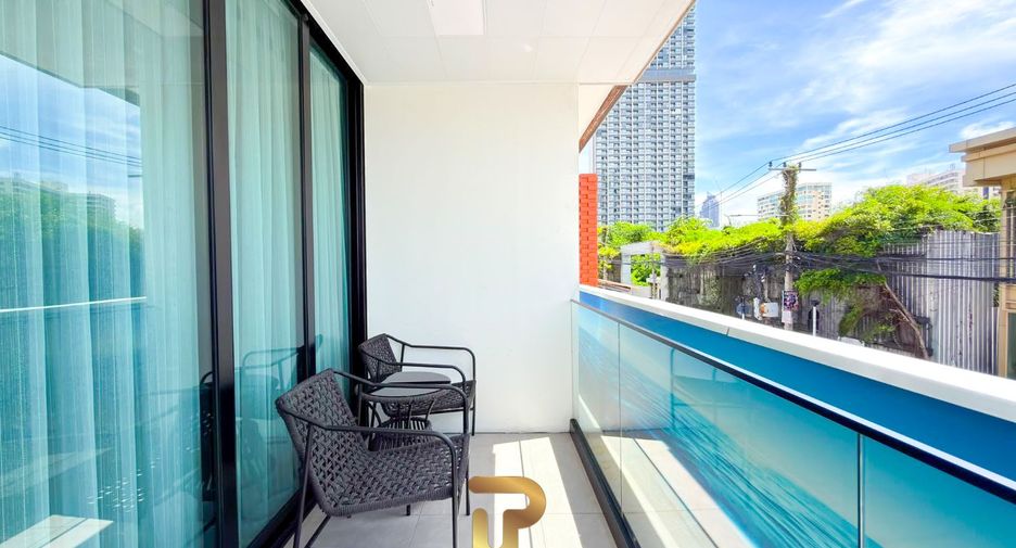 For sale 3 bedrooms condo in Bang Lamung, Chonburi