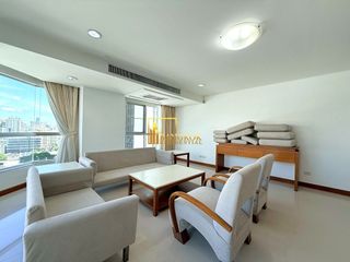 For rent 3 bedrooms condo in Khlong Toei, Bangkok