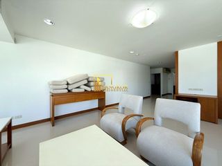 For rent 3 bedrooms condo in Khlong Toei, Bangkok