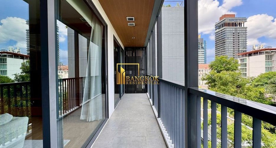 For rent 3 bedrooms apartment in Watthana, Bangkok
