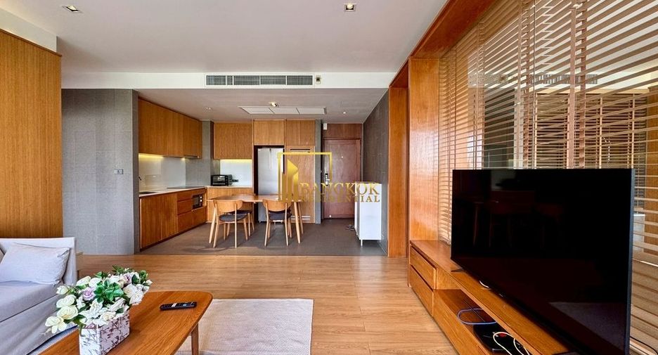 For rent 3 bedrooms apartment in Watthana, Bangkok