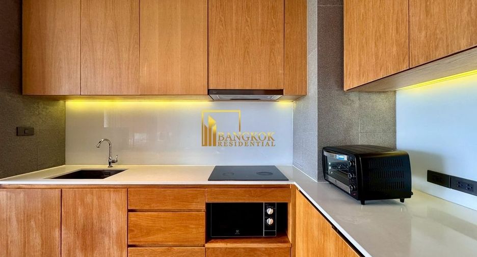 For rent 3 bedrooms apartment in Watthana, Bangkok