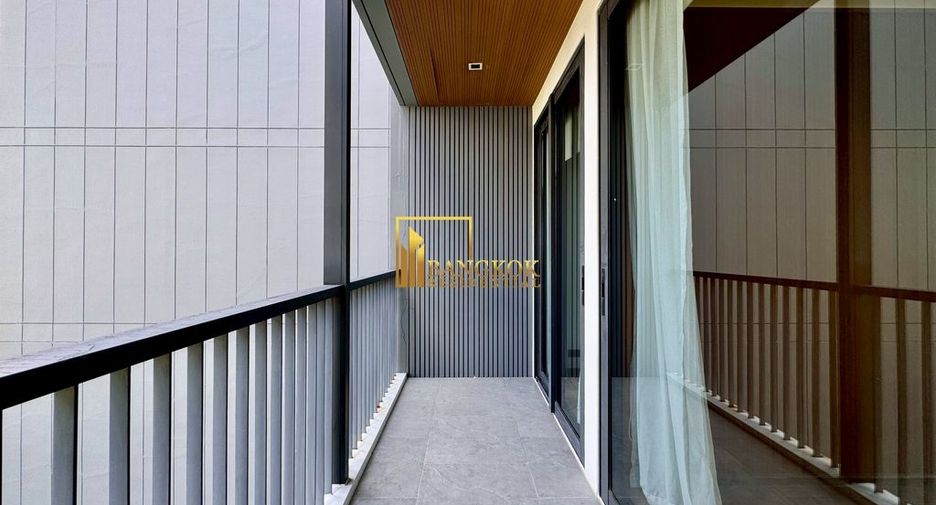 For rent 3 bedrooms apartment in Watthana, Bangkok