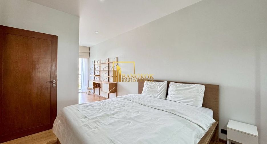 For rent 3 bedrooms apartment in Watthana, Bangkok