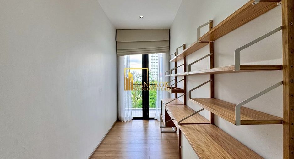 For rent 3 bedrooms apartment in Watthana, Bangkok