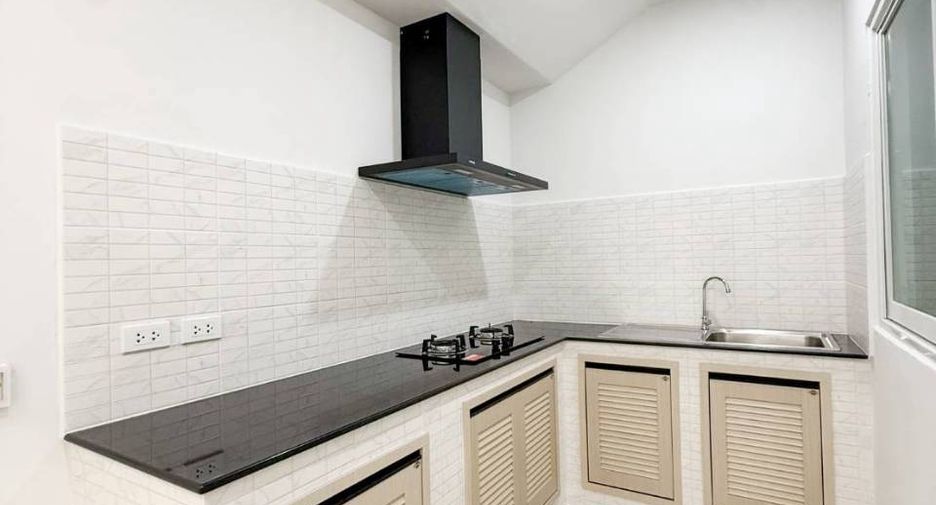 Casa adosada en venta de 2 habitaciones en Thalang, Phuket
