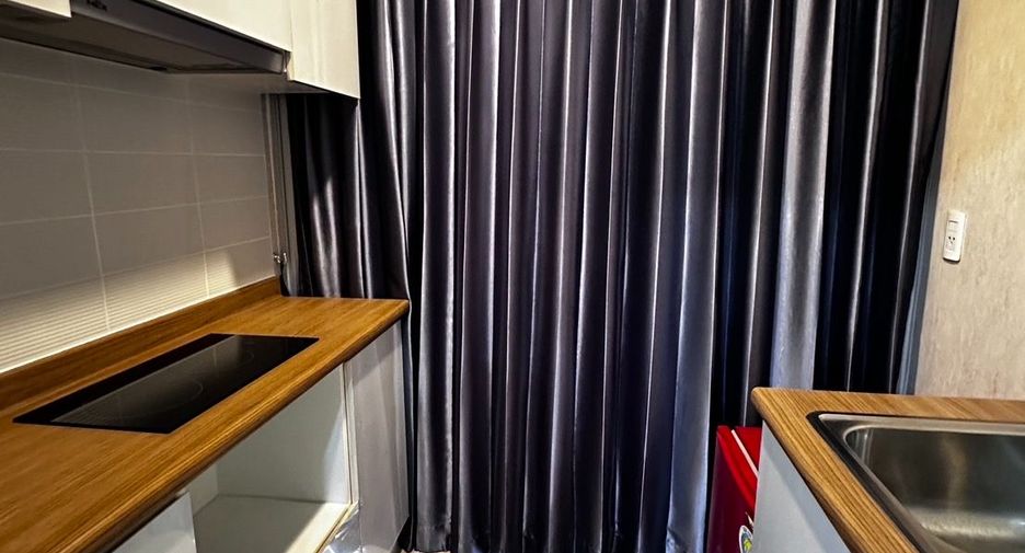 Wohnung zur Miete mit 1 Zimmer in Bang Sue, Bangkok